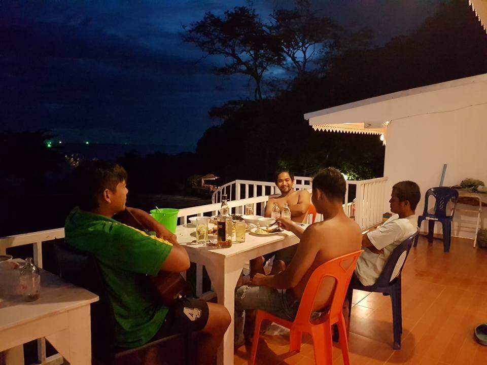 White House Mountian Beach Rayong Esterno foto